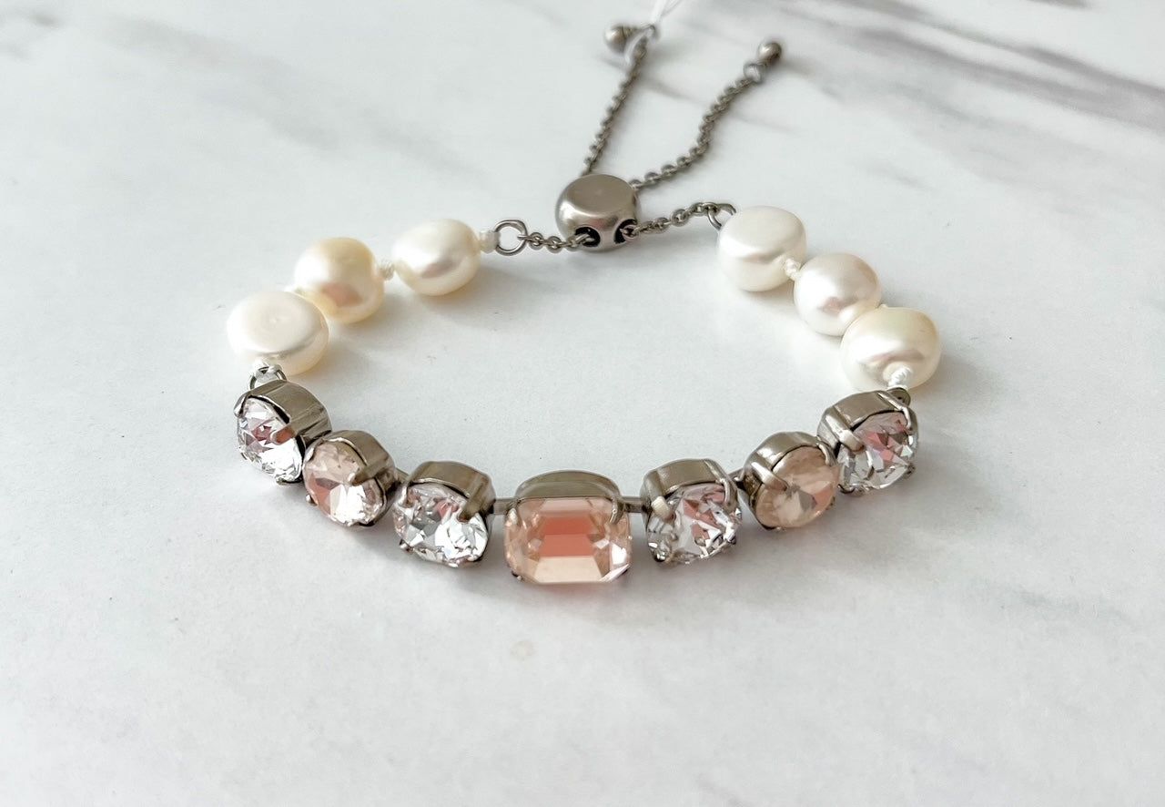 Cadenza Slider Bracelet Soft Petal